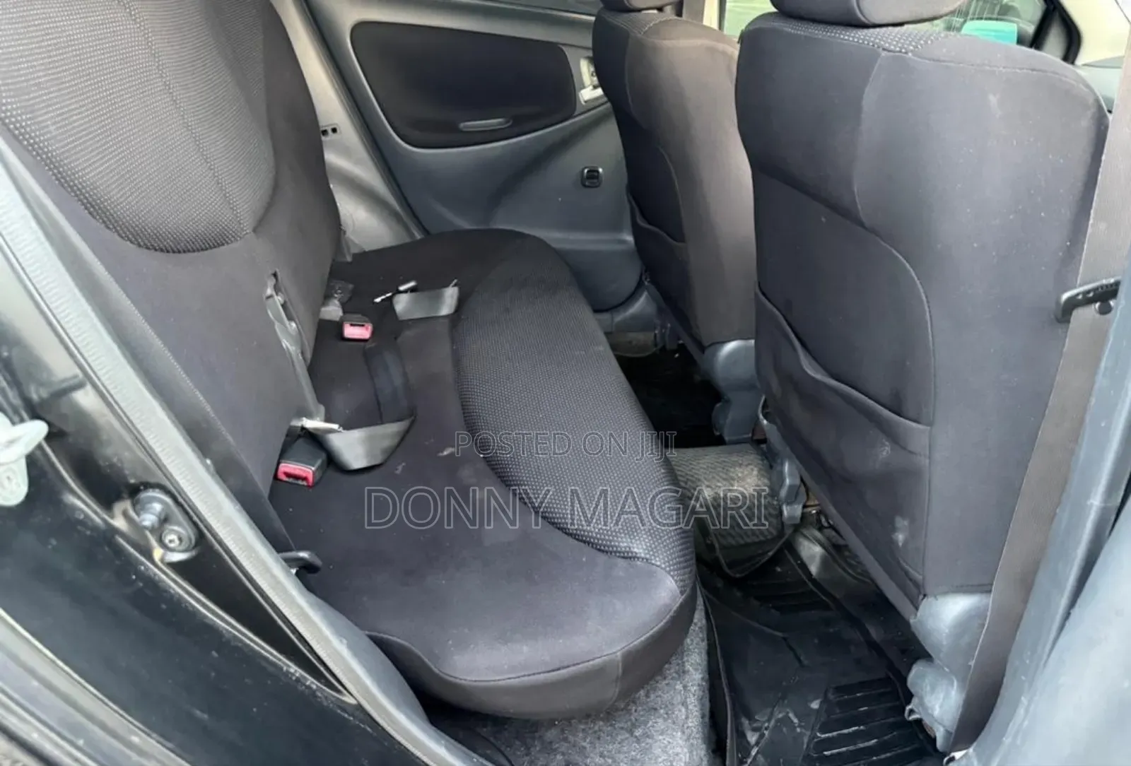 Toyota Vitz 2002 Black
