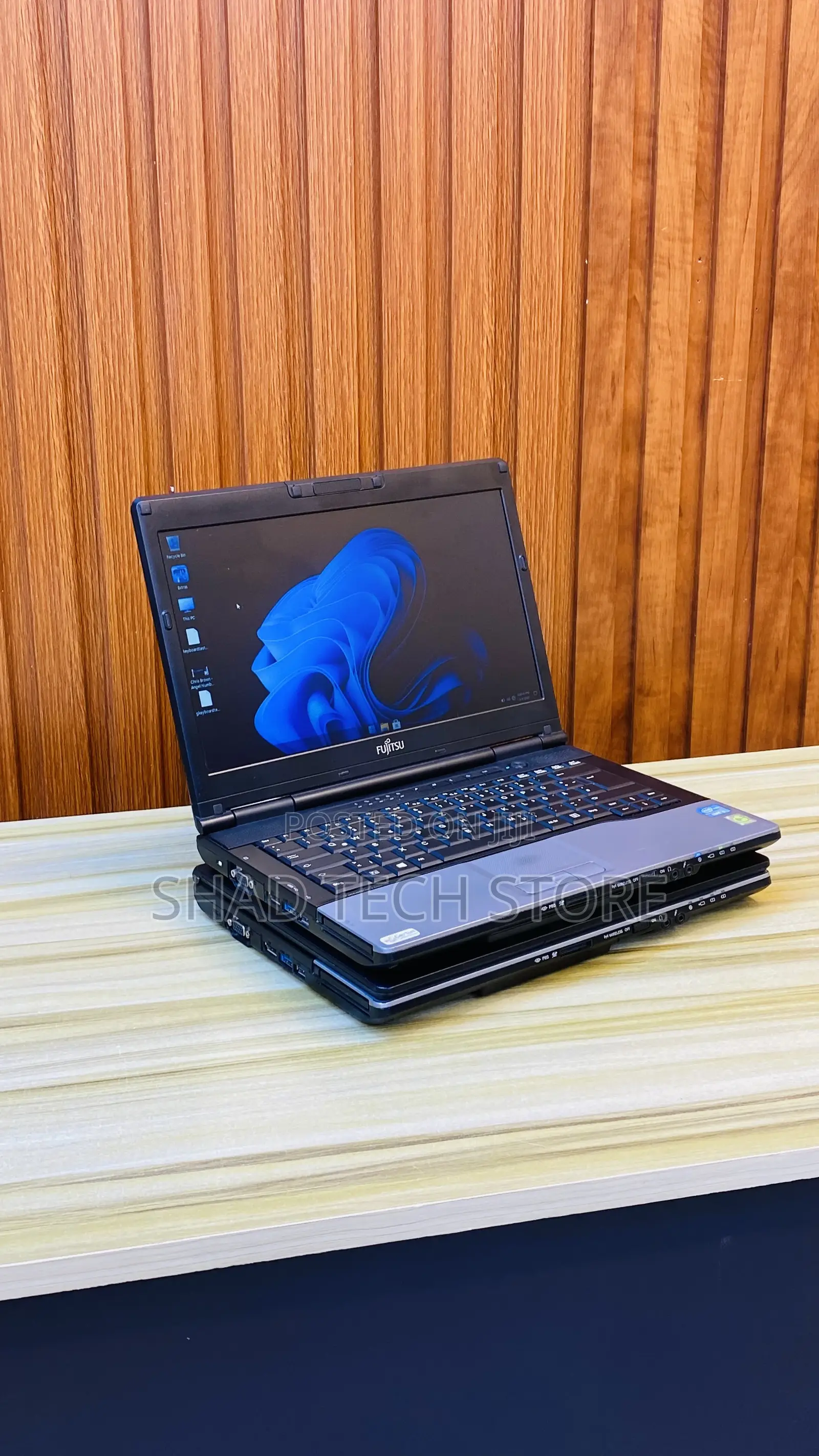 Laptop Fujitsu Lifebook S751 4GB Intel Core I5 HDD 320GB