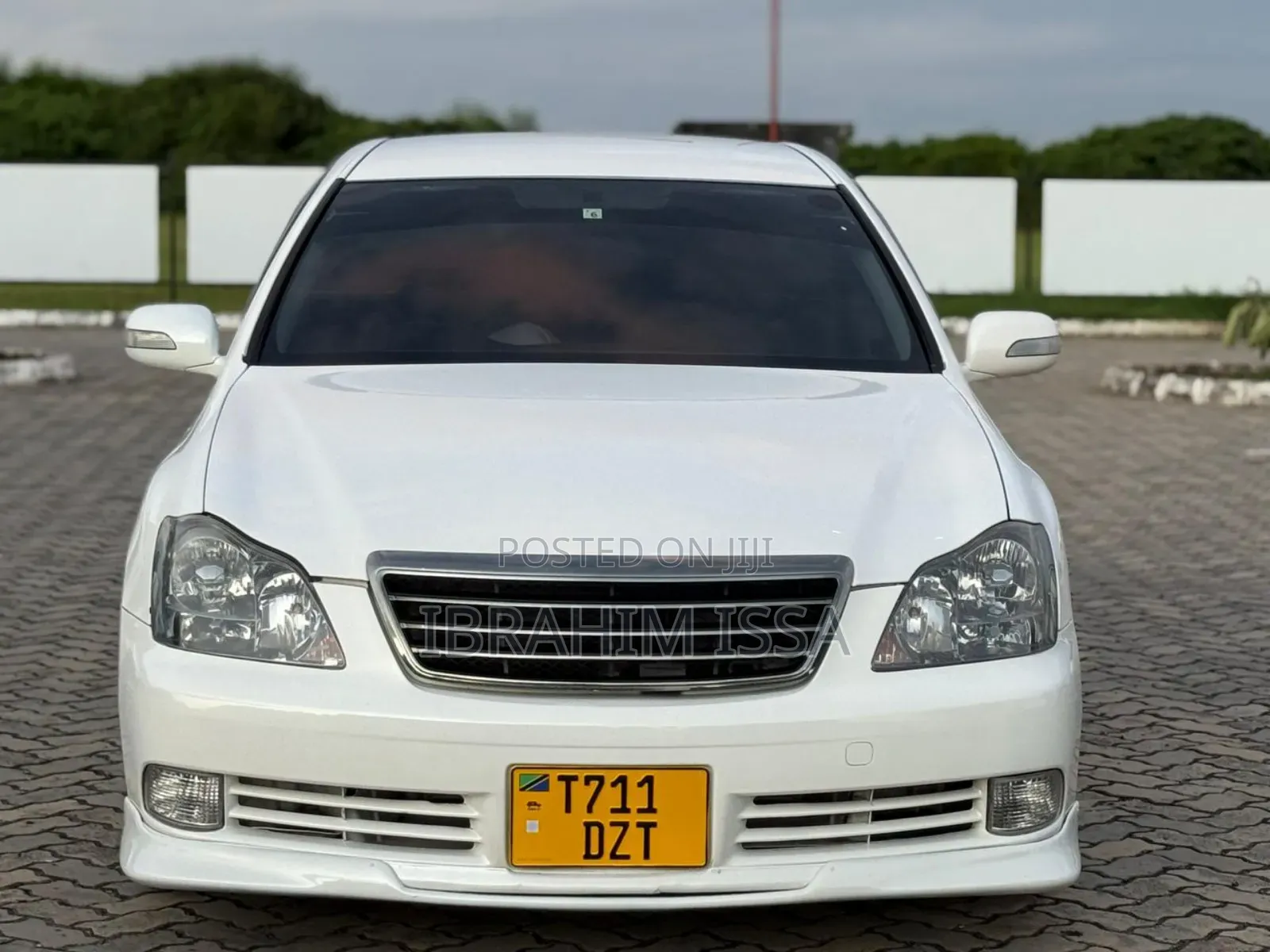 Toyota Crown 2006 Pearl