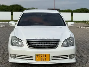 Toyota Crown 2006 Pearl