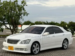 Toyota Crown 2006 Pearl