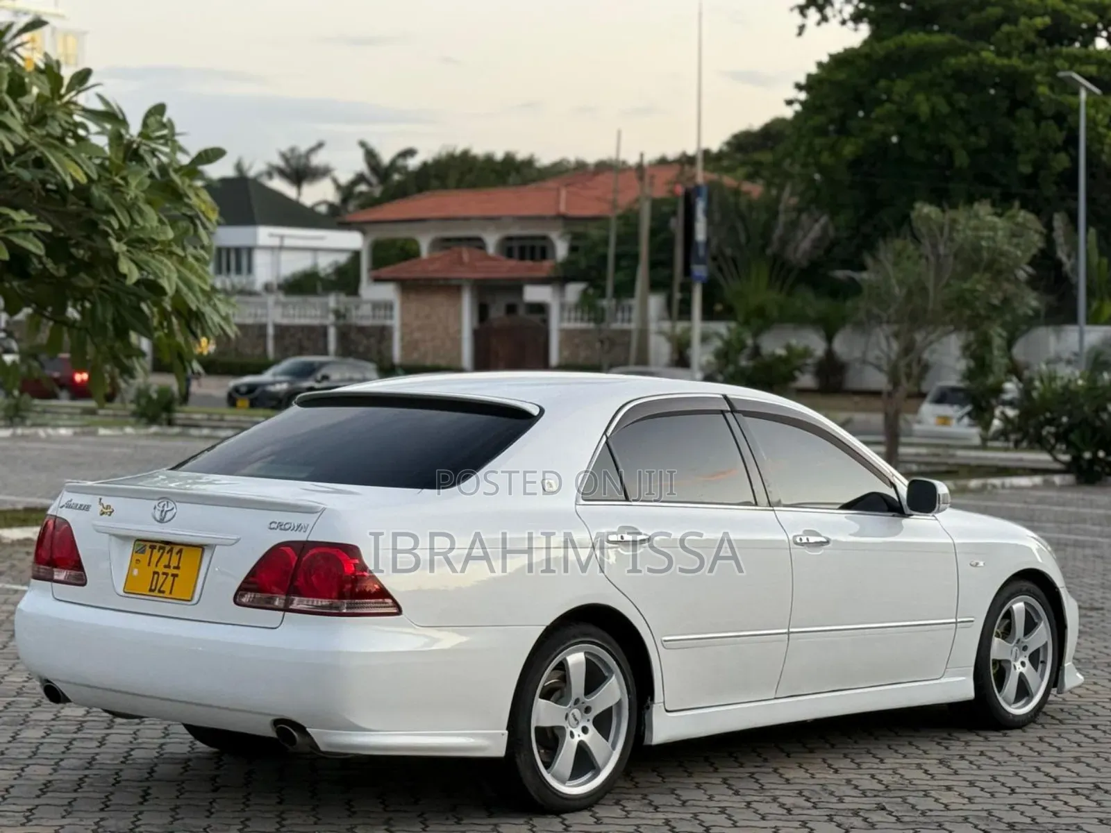 Toyota Crown 2006 Pearl