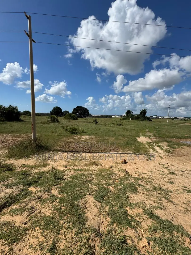 Plot for Sale Kigamboni Kisarawe Ii 10 Acres