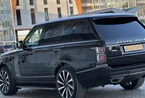 Land Rover Range Rover Vogue 2018 Black