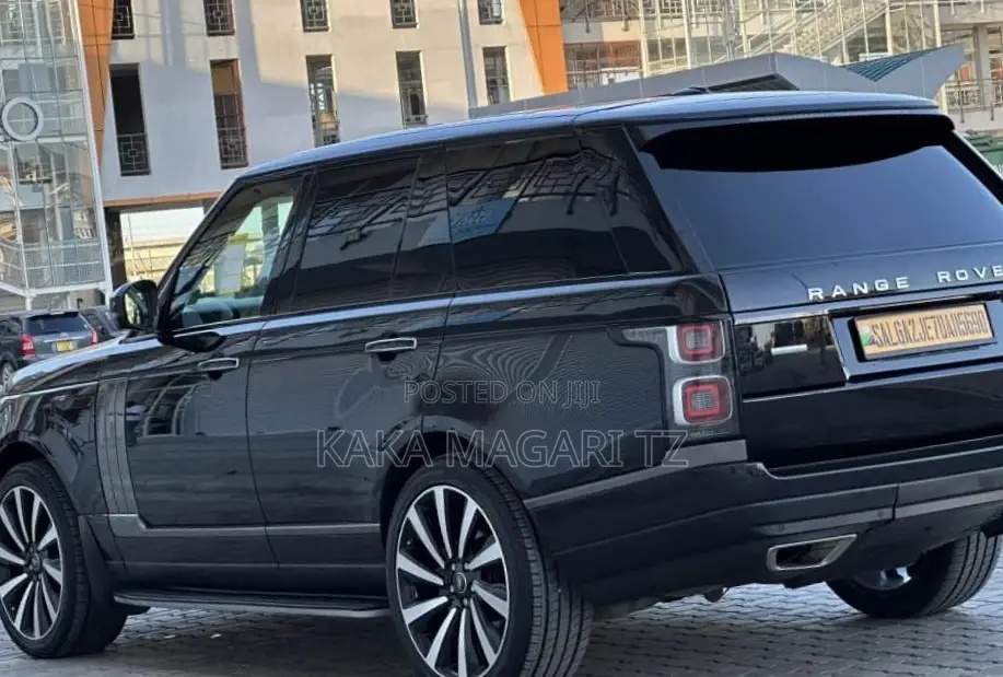 Land Rover Range Rover Vogue 2018 Black