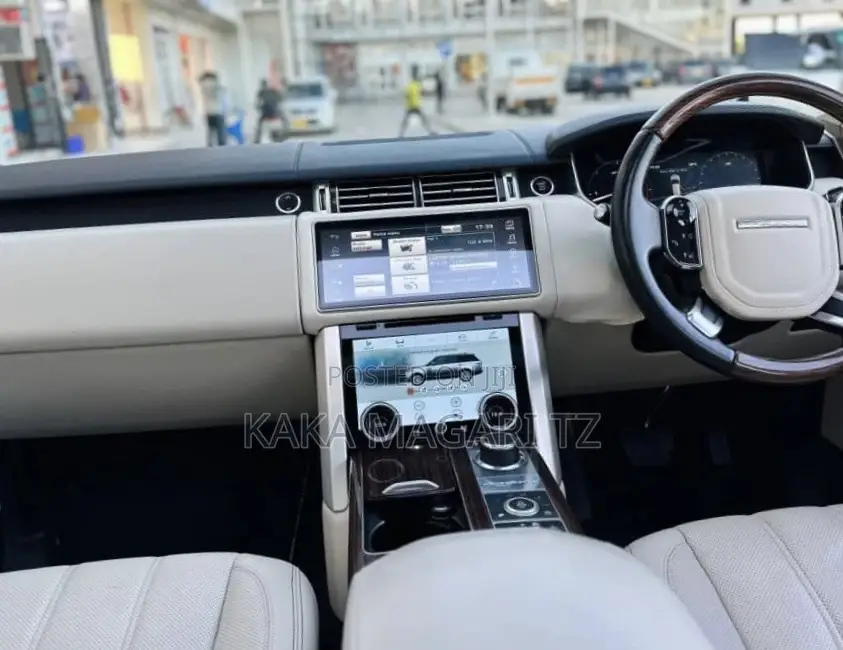 Land Rover Range Rover Vogue 2018 Black