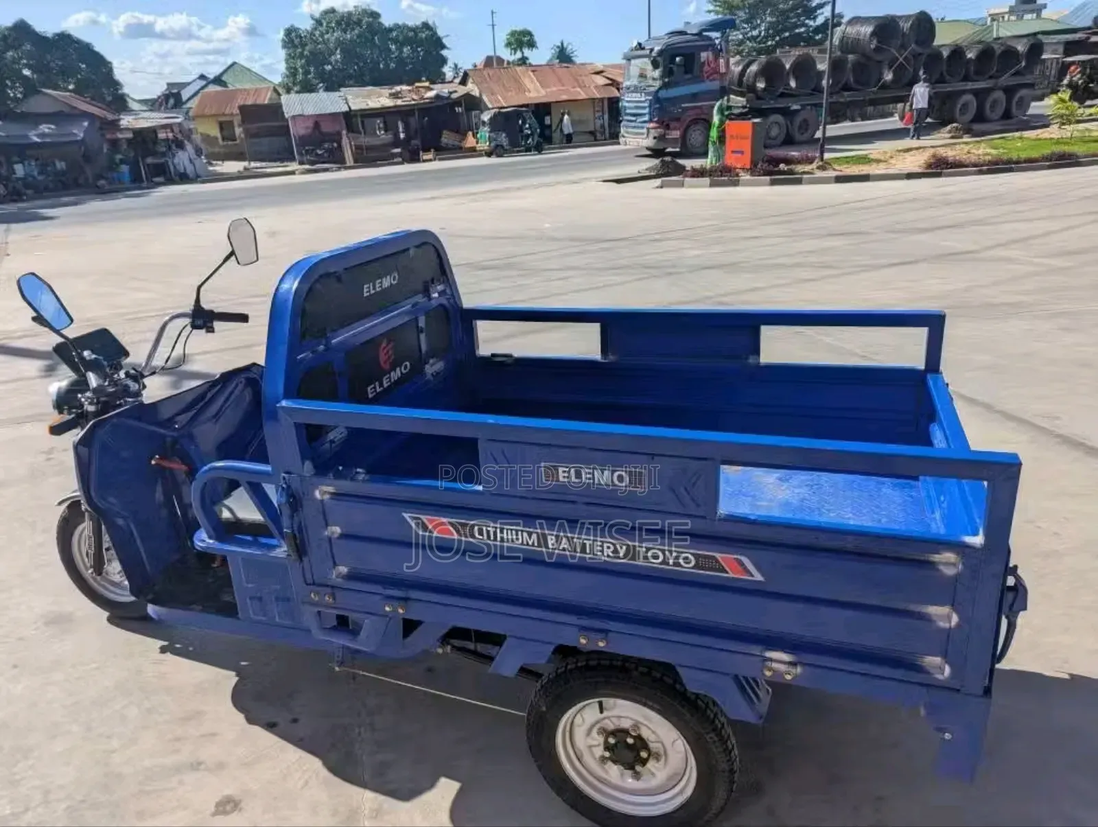 New Bajaj CT 110X 2025 Blue