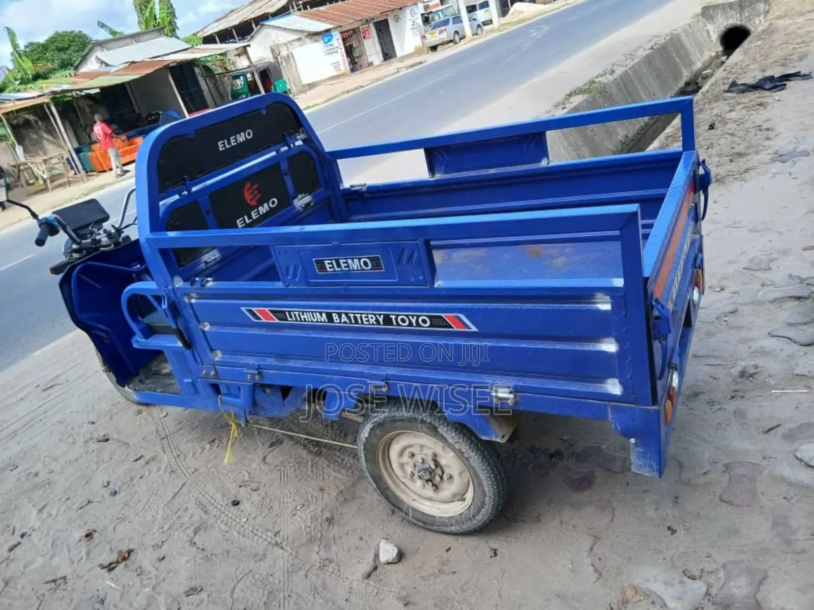 New Bajaj CT 110X 2025 Blue