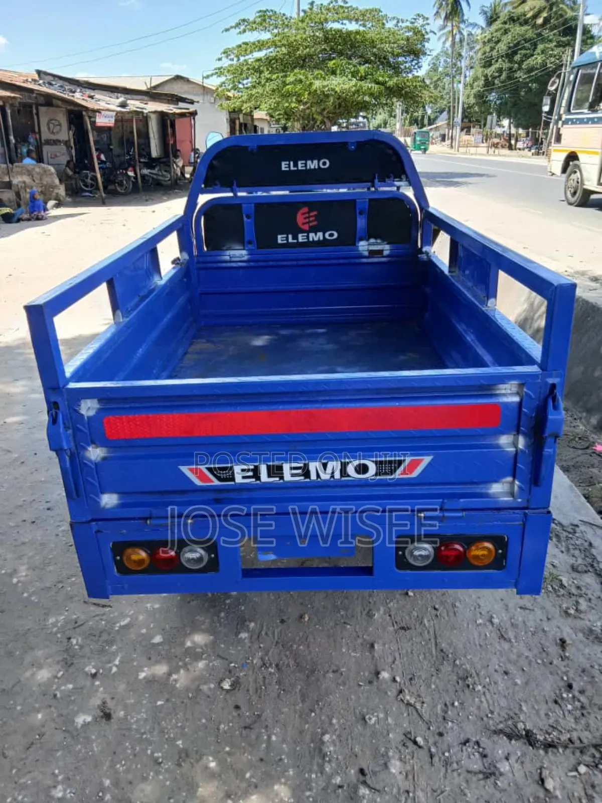 New Bajaj CT 110X 2025 Blue