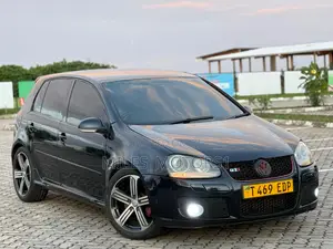 Photo - Volkswagen Golf 2009 Black