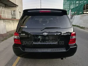 Toyota Kluger 2005 Black