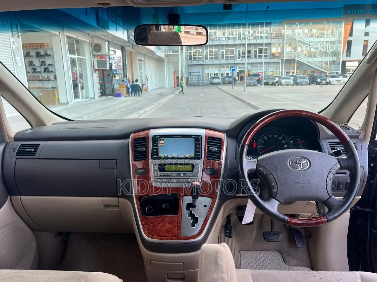 Toyota Alphard 2.4 Petrol AWD 2003 Black