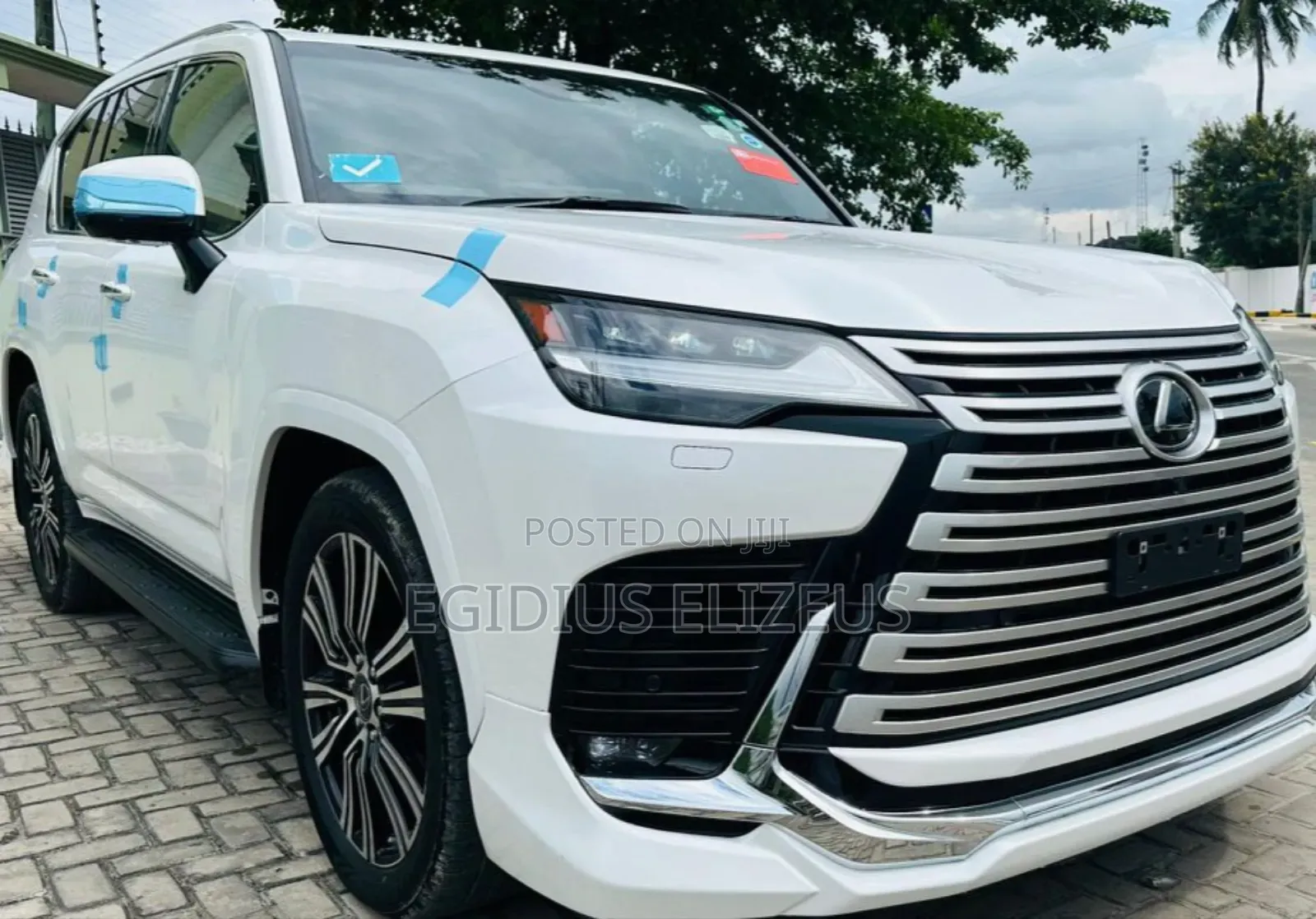 Lexus LX 2024 White