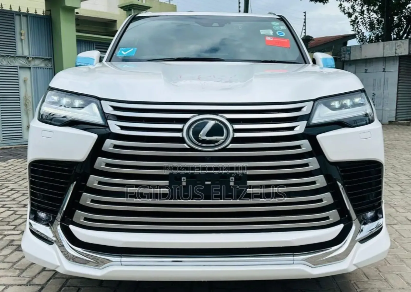 Lexus LX 2024 White