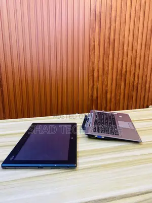 Laptop Fujitsu Lifebook T730 4GB Intel Core I5 SSD 128GB