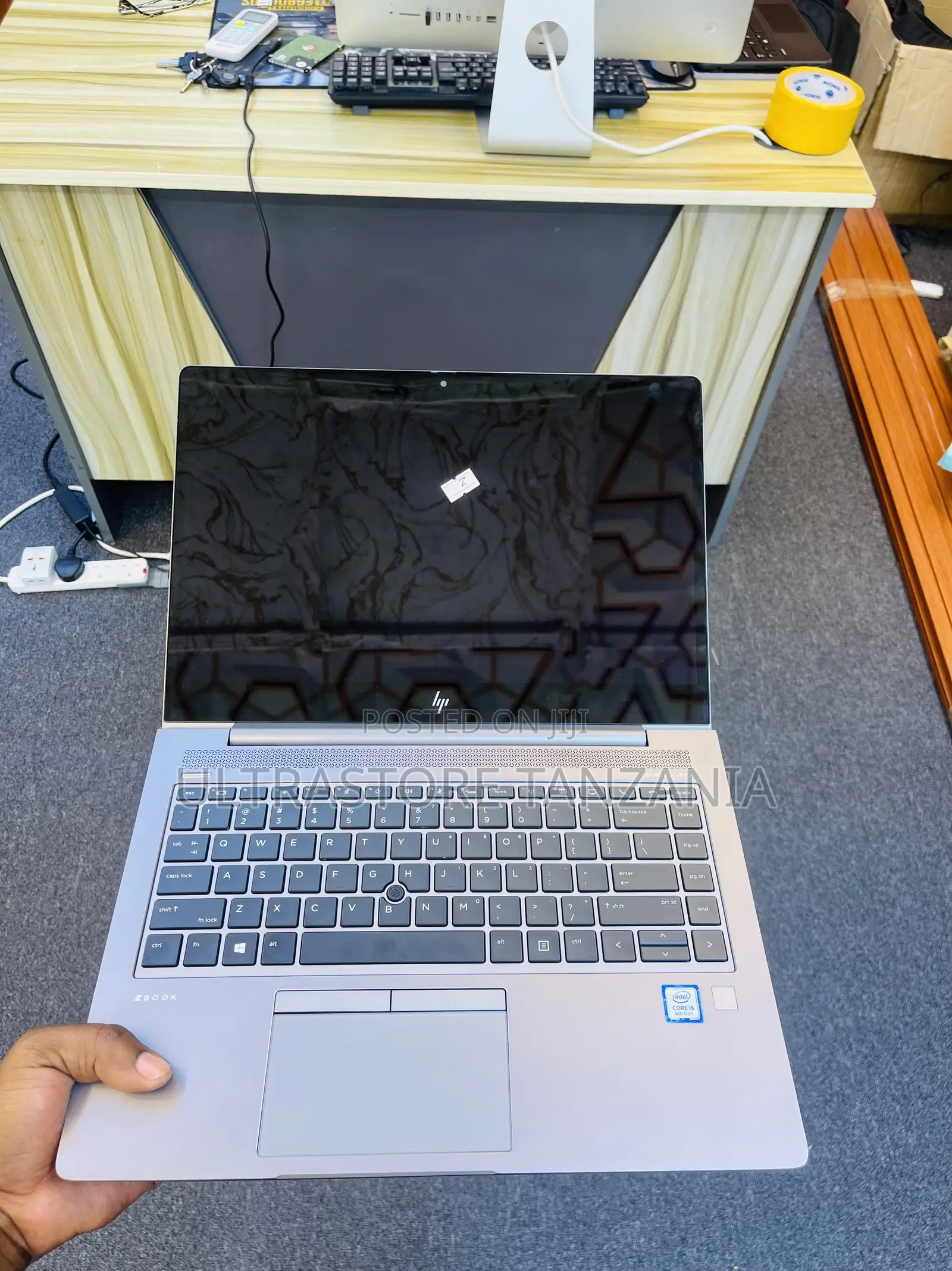 New Laptop HP ZBook 14u 8GB Intel Core I5 SSD 256GB