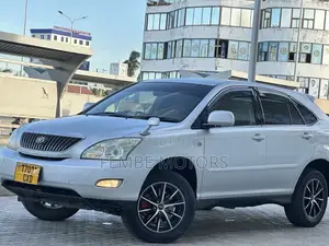 Photo - Toyota Harrier 2005 Silver