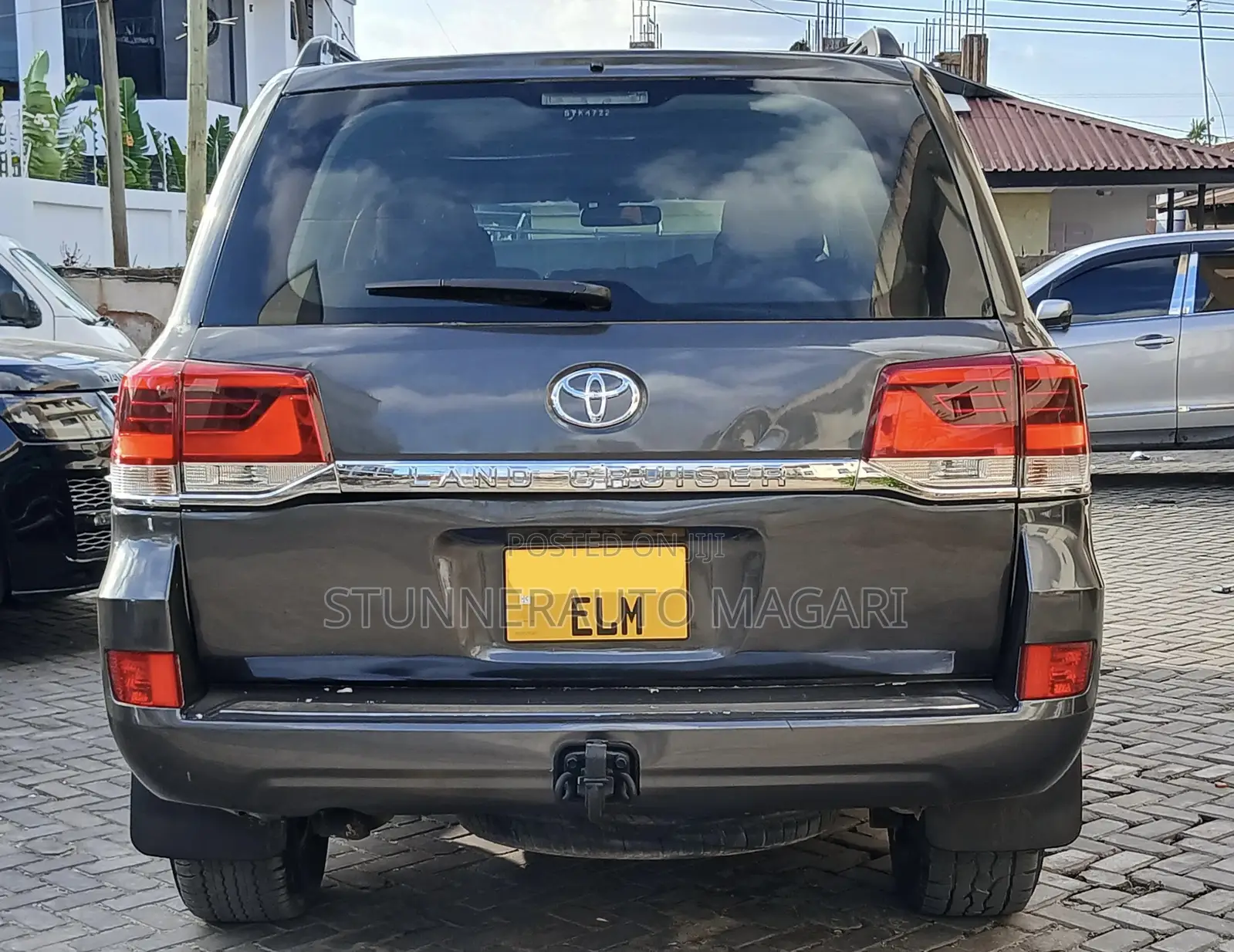 Toyota Land Cruiser 2010 Gray