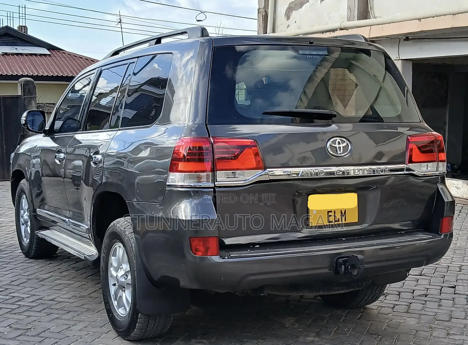 Toyota Land Cruiser 2010 Gray