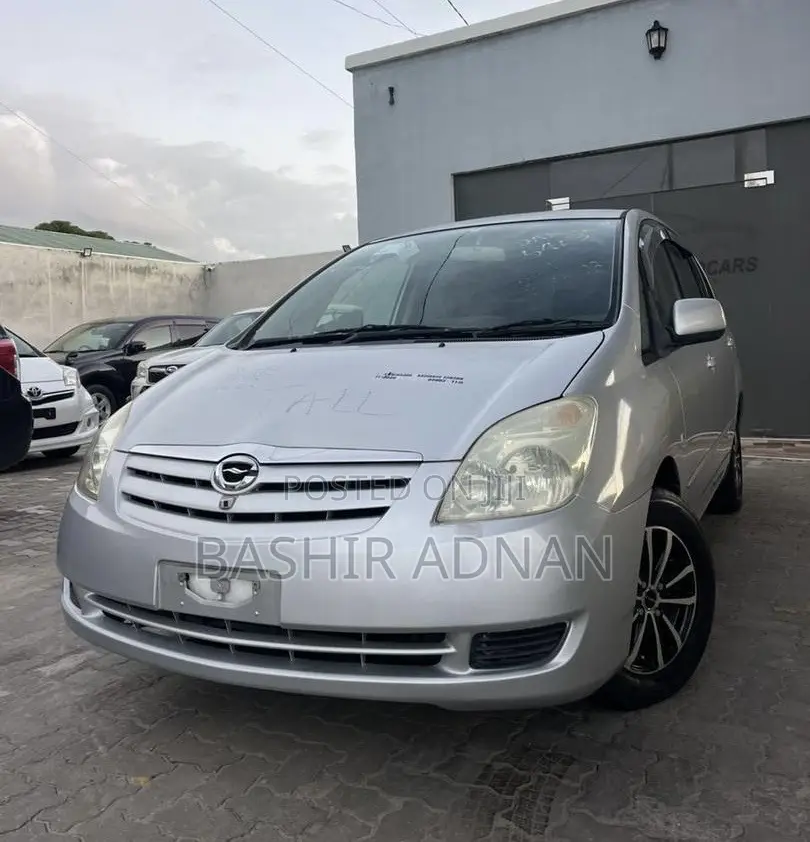 Toyota Corolla Spacio 1.5 X 2008 Silver