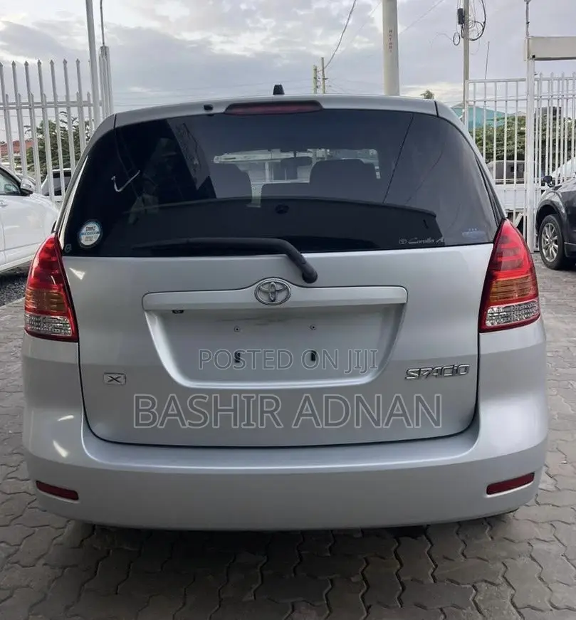 Toyota Corolla Spacio 1.5 X 2008 Silver
