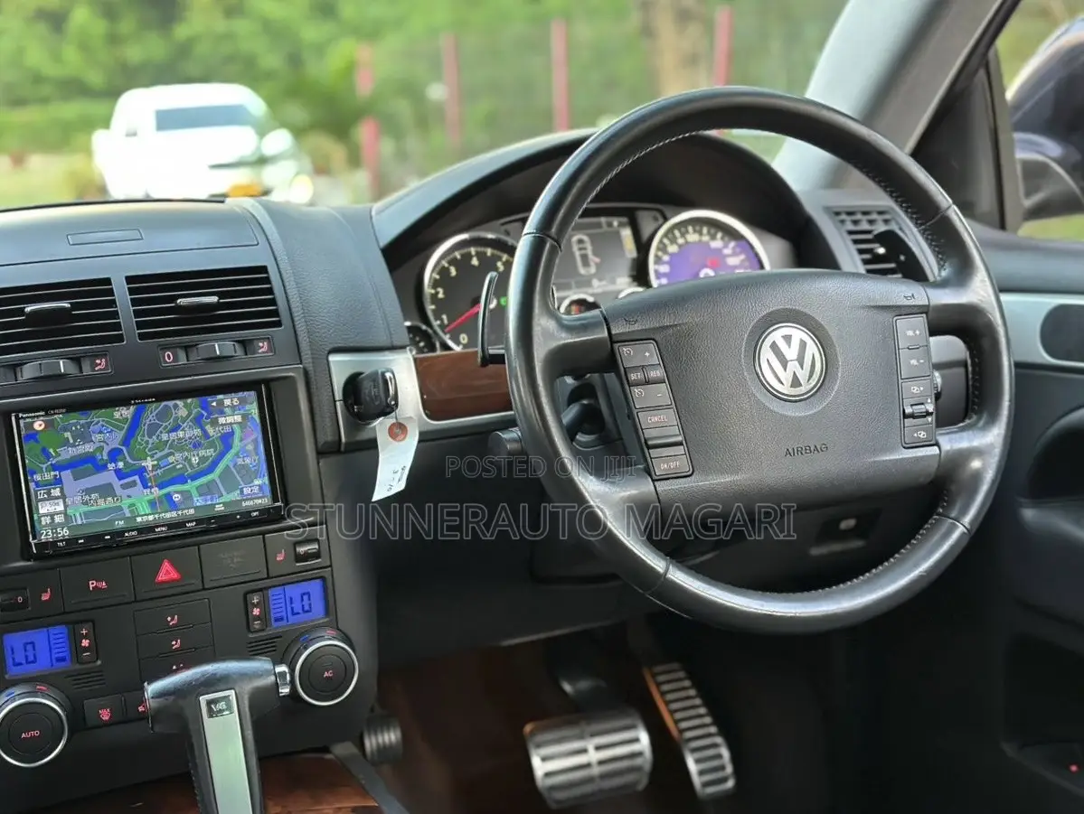 Volkswagen Touareg 2009 Black