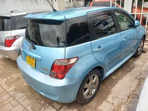 Toyota IST 2005 Blue