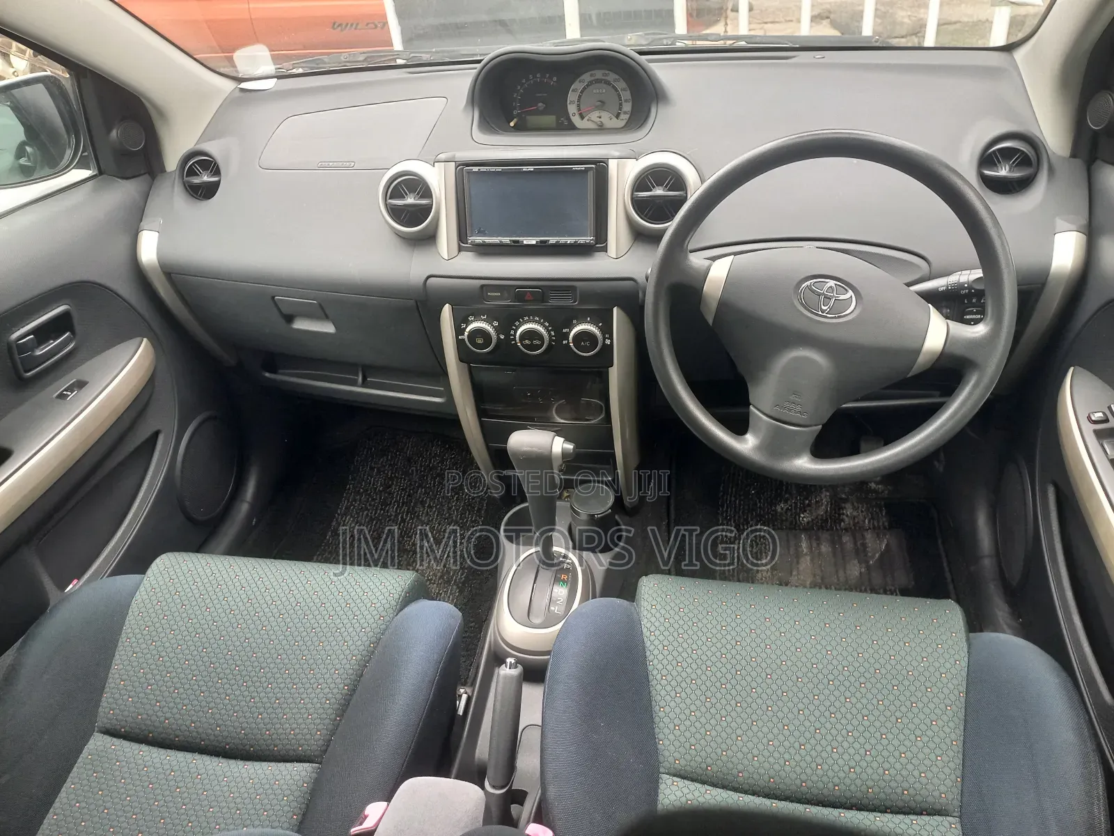 Toyota IST 2005 Blue