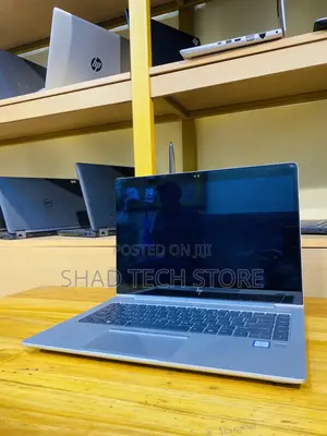 Laptop HP EliteBook 840 G5 8GB Intel Core I5 SSD 256GB
