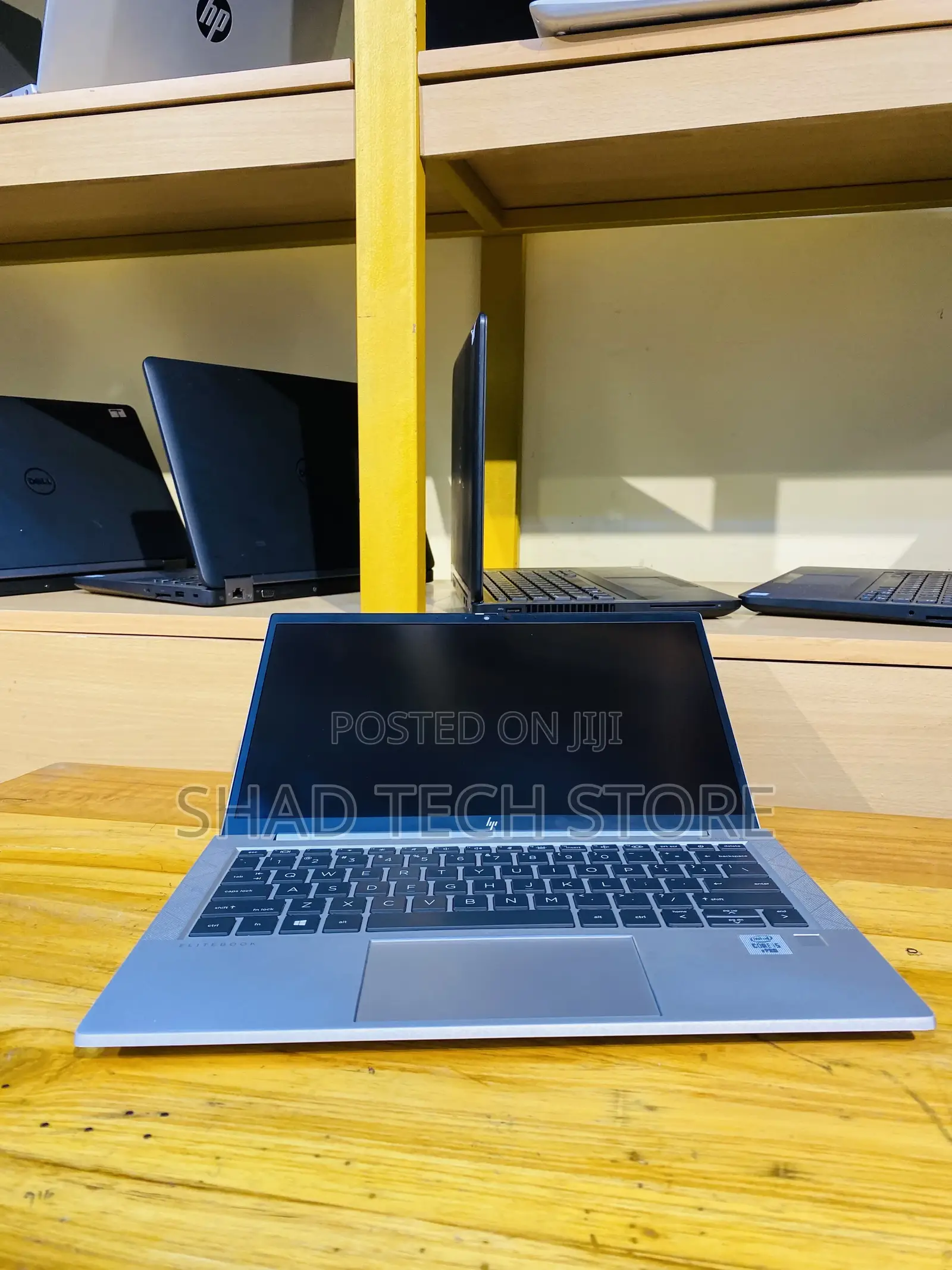 Laptop HP EliteBook 830 G7 16GB Intel Core I5 SSD 256GB