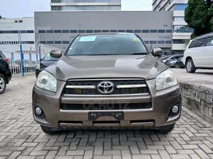 Nissan Navara 2012 Gray