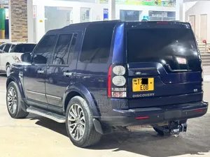 Land Rover Discovery 2015 Blue