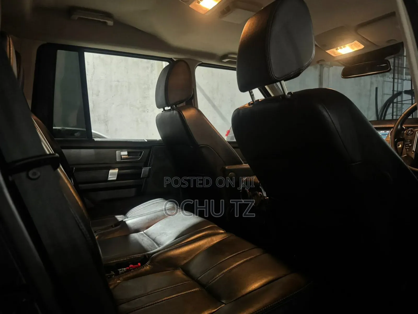 Land Rover Discovery 2015 Blue