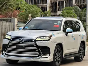 Lexus LX 2023 White