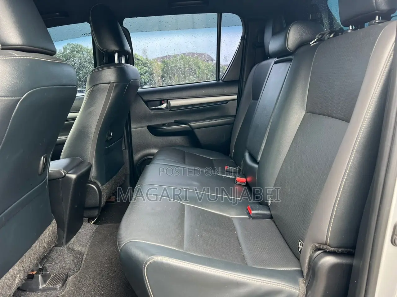 Toyota Hilux 2021 Gray