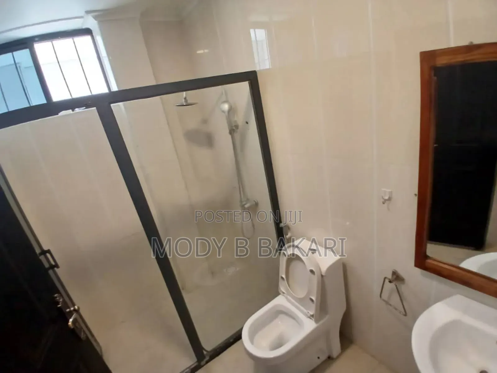 Furnished 2bdrm Apartment in Oyster Bay for rent