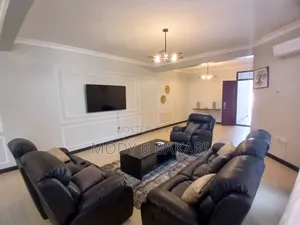 Furnished 2bdrm Apartment in Oyster Bay for rent