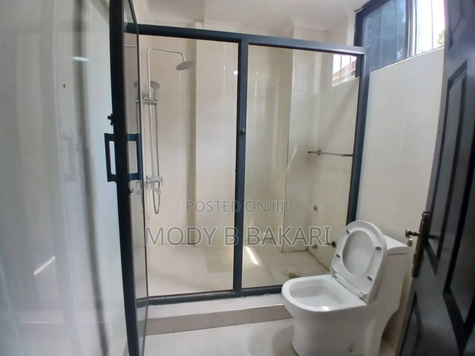 Furnished 2bdrm Apartment in Oyster Bay for rent