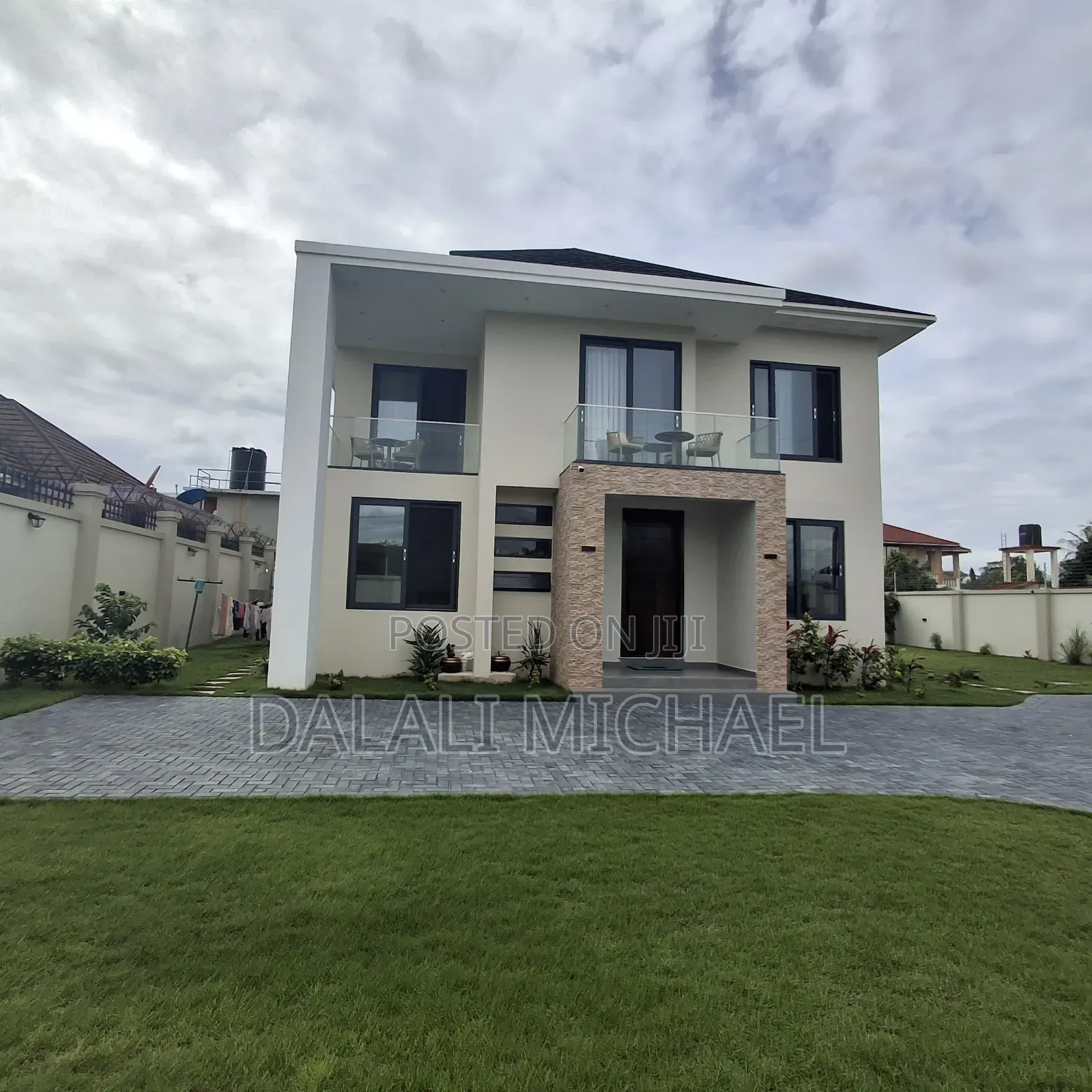 5bdrm Mansion in Mbweni for sale