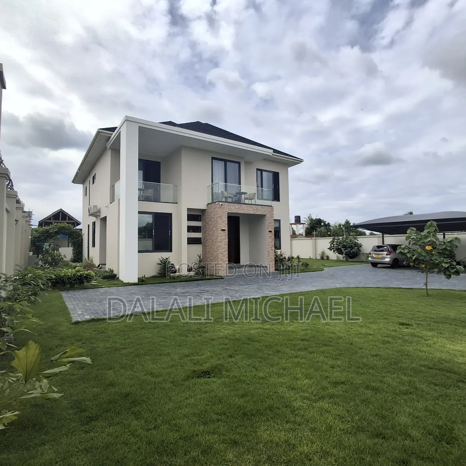 5bdrm Mansion in Mbweni for sale