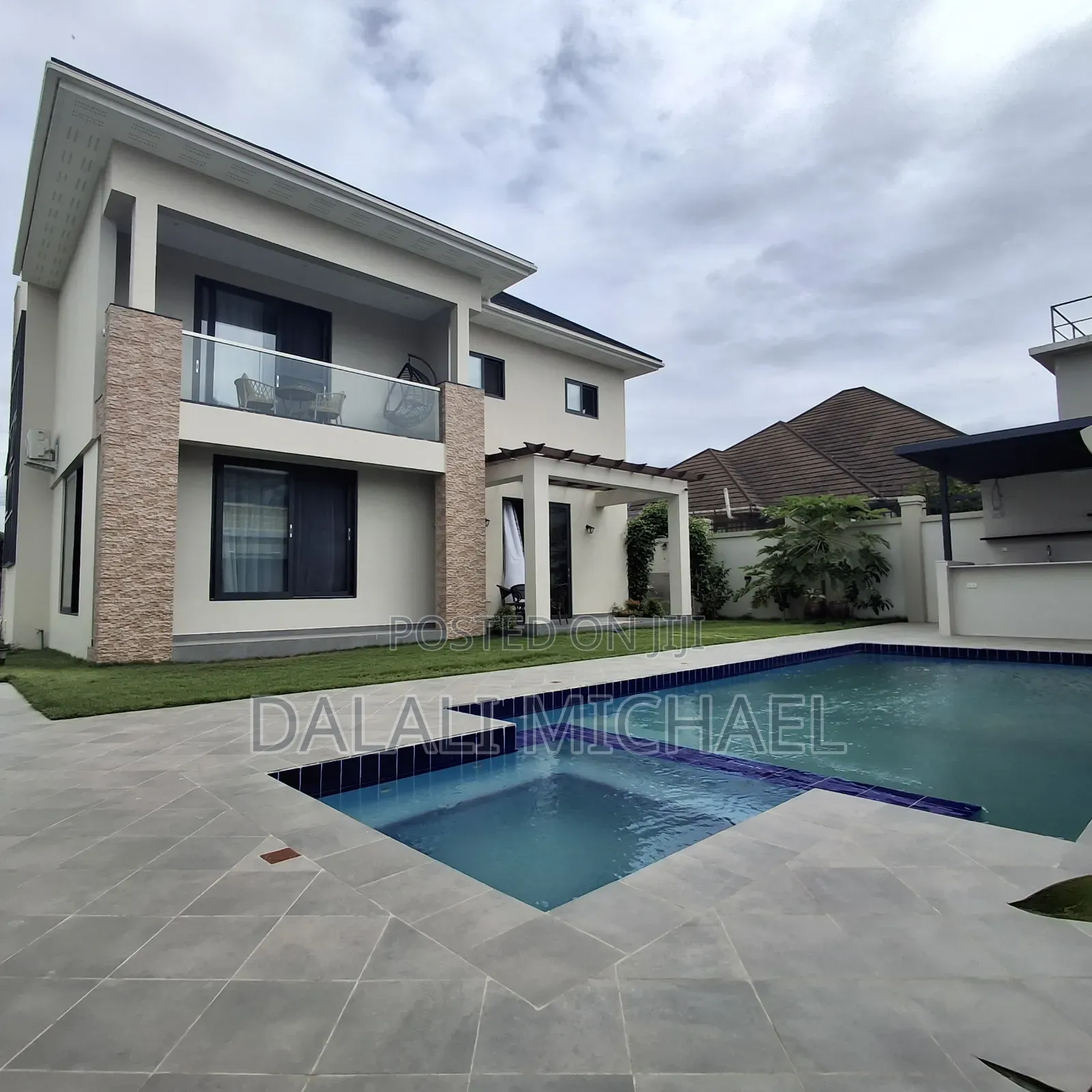 5bdrm Mansion in Mbweni for sale