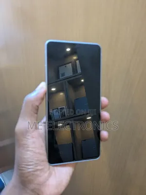 Sharp Aquos sense7 plus 128 GB Silver