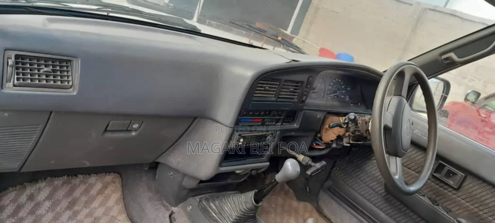 Toyota Hilux Surf 2002 White