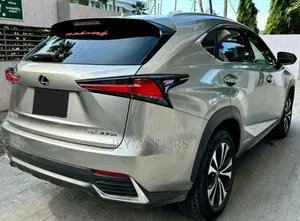 Lexus NX 2019 Silver
