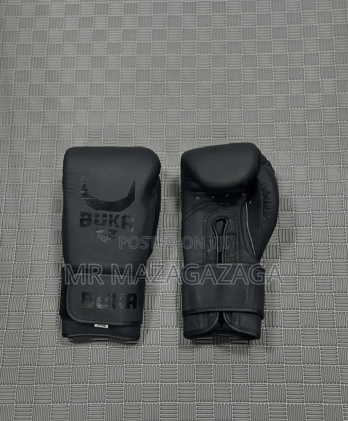 Glove Up Right