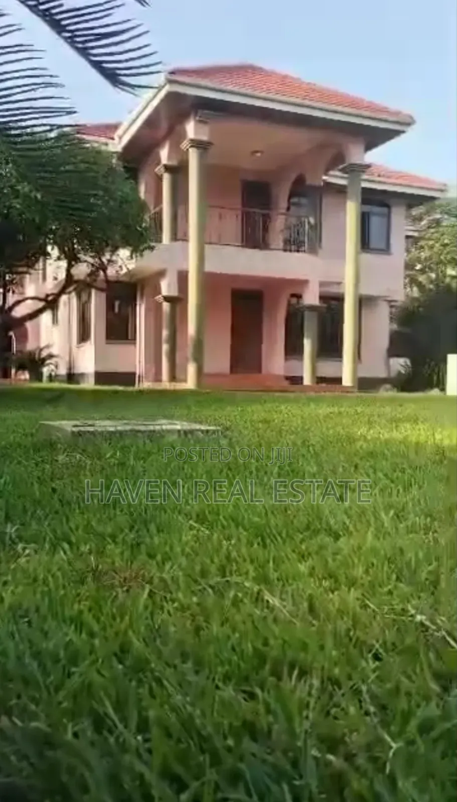9bdrm House in Mikocheni for sale