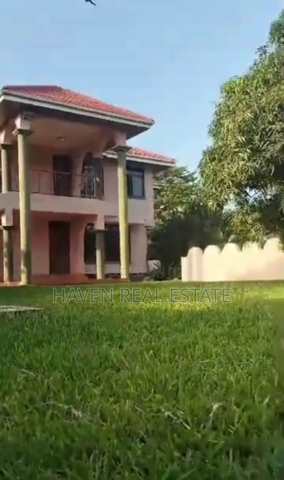 9bdrm House in Mikocheni for sale
