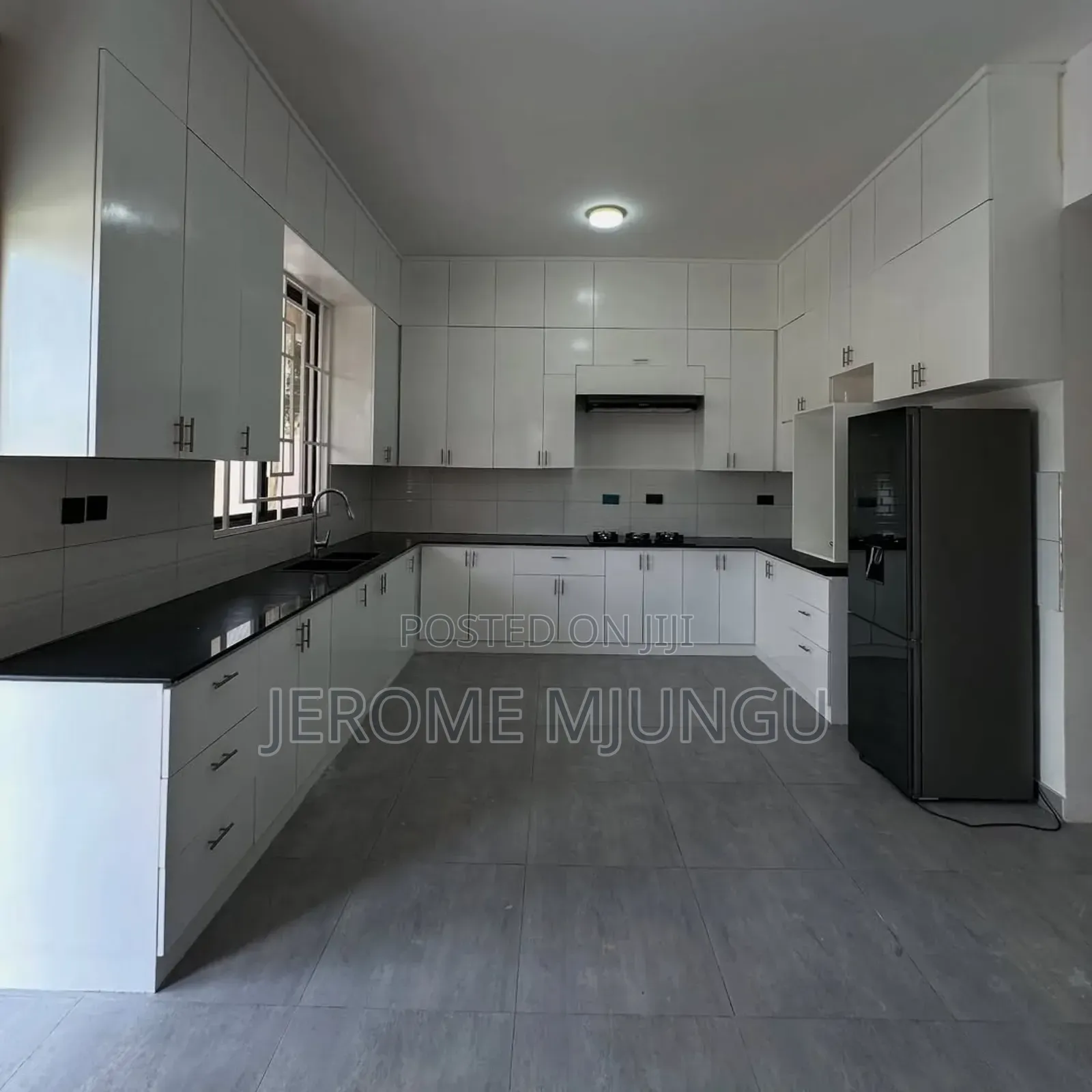 3bdrm House in Goba for sale