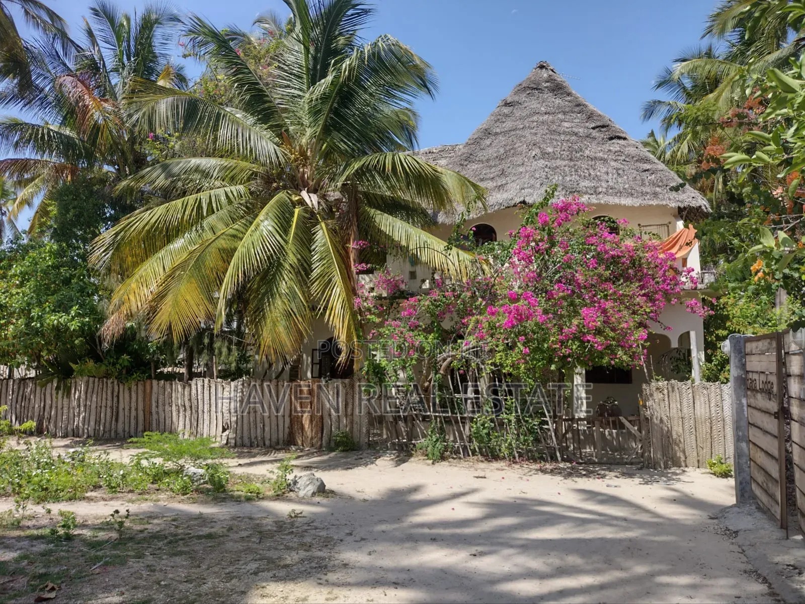 Furnished 4bdrm Villa in Unguja North for sale