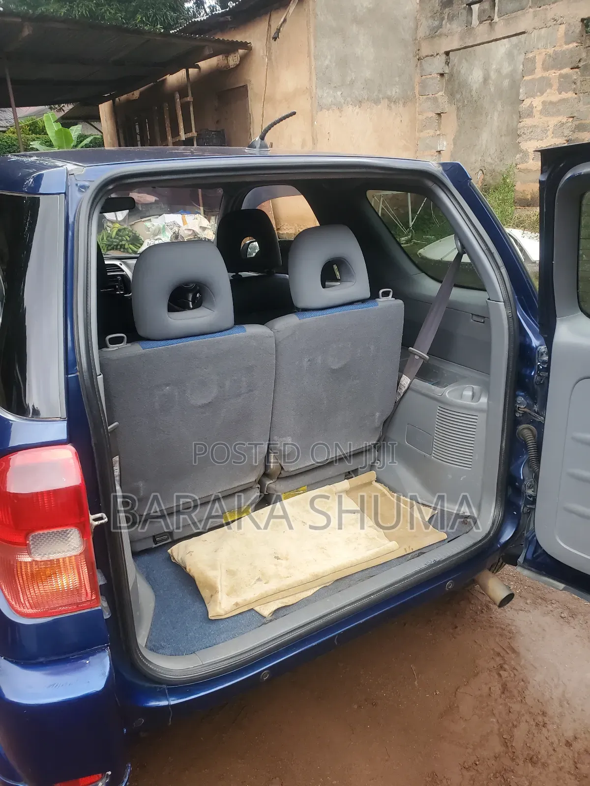 Toyota RAV4 Base FWD 2001 Blue
